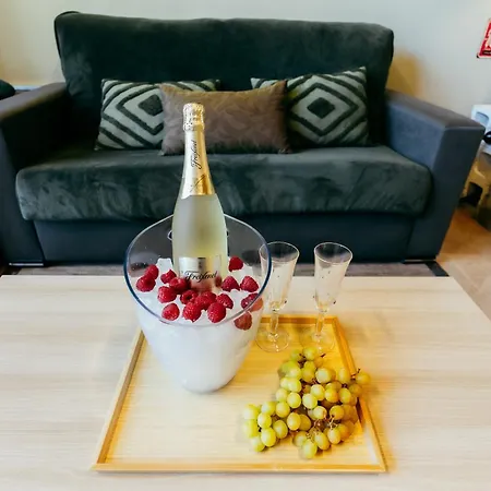 Ruzafa Roots, 12 Min To Centre, Smart Tv, Wine