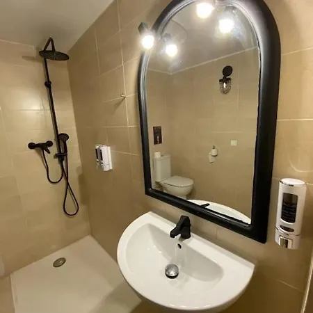 Apartment Ruzafa Roots, 12 Min To Centre, Smart Tv, Wine Valencia