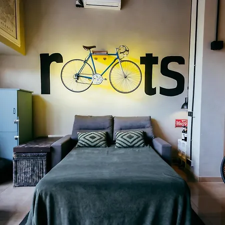 Ruzafa Roots, 12 Min To Centre, Smart Tv, Wine Appartement
