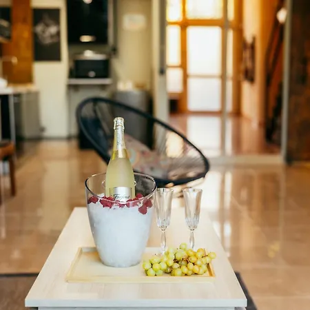 Apartment Ruzafa Roots, 12 Min To Centre, Smart Tv, Wine *